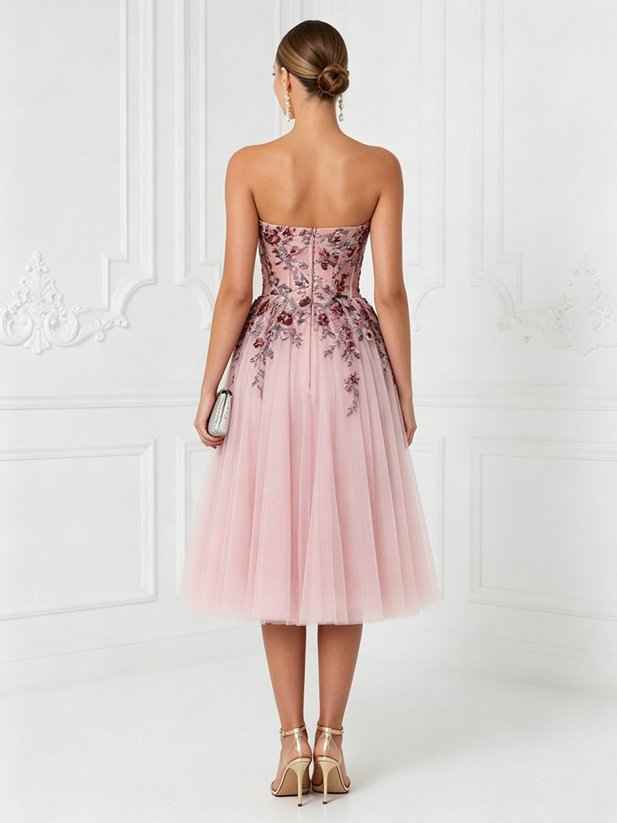 Tulle A-Line/Princess Strapless Tea-Length Cocktail Dresses with Floral Embroidery