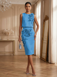 Satin Sheath/Column Scoop Neck Tea-Length Cocktail Dresses with 3D Flowers