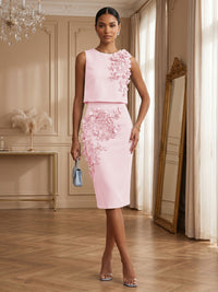 Satin Sheath/Column Scoop Neck Tea-Length Cocktail Dresses with 3D Flowers