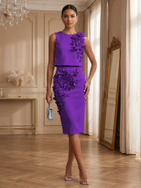 Satin Sheath/Column Scoop Neck Tea-Length Cocktail Dresses with 3D Flowers