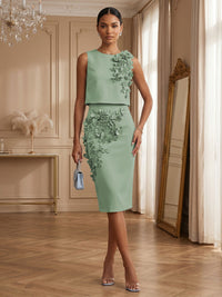 Satin Sheath/Column Scoop Neck Tea-Length Cocktail Dresses with 3D Flowers