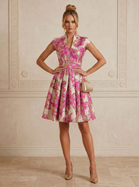 Jacquard A-Line/Princess V-Neck Short Cocktail Dresses with Pleats