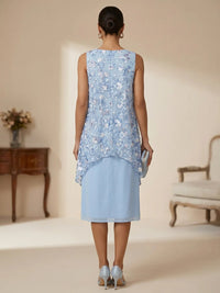 Chiffon Sheath/Column Scoop Neck Midi-Length Cocktail Dresses with Lace Appliques