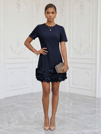 Satin Bodycon Scoop Neck Short Cocktail Dresses with 3D Flowers