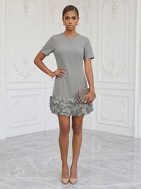 Satin Bodycon Scoop Neck Short Cocktail Dresses with 3D Flowers