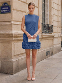 Chiffon Bodycon Scoop Neck Short Cocktail Dresses with 3D Flowers & Ruched Waist