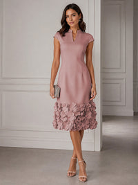 Stretch Mesh Sheath/Column V-Neck Midi-Length Cocktail Dresses with 3D Flowers