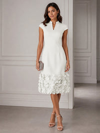 Stretch Mesh Sheath/Column V-Neck Midi-Length Cocktail Dresses with 3D Flowers