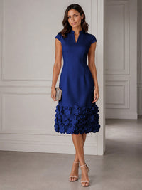Stretch Mesh Sheath/Column V-Neck Midi-Length Cocktail Dresses with 3D Flowers