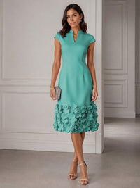 Stretch Mesh Sheath/Column V-Neck Midi-Length Cocktail Dresses with 3D Flowers