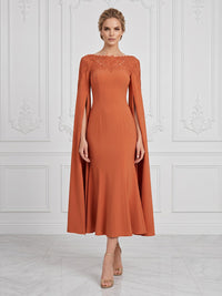 Stretch Mesh Sheath/Column Scoop Neck Tea-Length Cocktail Dresses with Lace