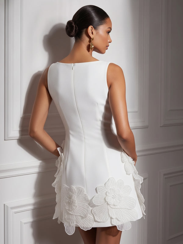 Stretch Mesh Bodycon Scoop Neck Short Cocktail Dresses with 3D Flowers
