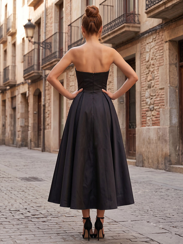 Stretch Jersey A-Line/Princess Strapless Tea-Length Cocktail Dresses with Pleats