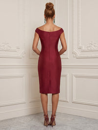 Satin Sheath/Column Scoop Neck Midi-Length Cocktail Dresses with Lace Embroidery Bodice