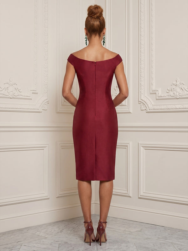 Satin Sheath/Column Scoop Neck Midi-Length Cocktail Dresses with Lace Embroidery Bodice