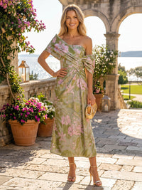 Jacquard Sheath/Column Off Shoulder Tea-Length Cocktail Dresses with Ruched Waist