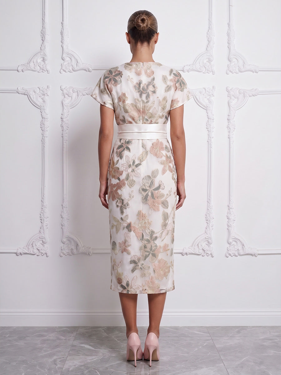 Jacquard Sheath/Column Scoop Neck Tea-Length Cocktail Dresses with Belt