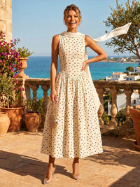 Chiffon A-Line/Princess Scoop Neck Tea-Length Cocktail Dresses with Polka Dot Print