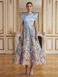 Floral Embroidery A-Line/Princess Scoop Neck Tea-Length Cocktail Dresses with Ruched Satin Bodice