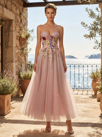 Tulle A-Line/Princess Strapless Tea-Length Cocktail Dresses with Floral Embroidery & Pleats