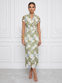 Floral Embroidery Sheath/Column V-Neck Tea-Length Cocktail Dresses with Ruched Waist