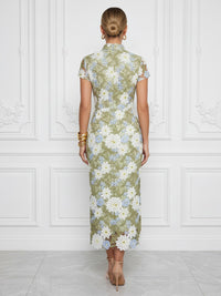 Floral Embroidery Sheath/Column V-Neck Tea-Length Cocktail Dresses with Ruched Waist