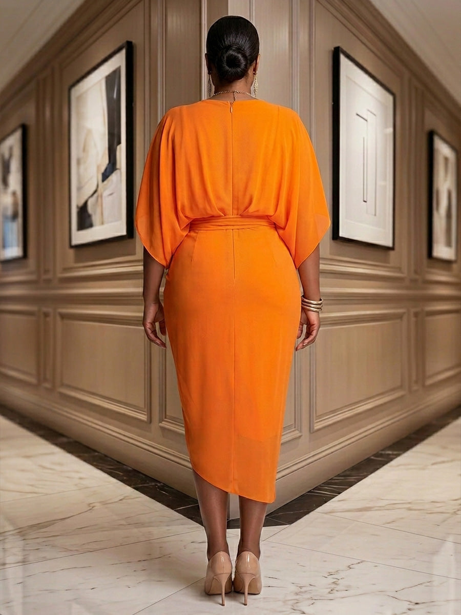 Plus Size Sheath/Column Scoop Neck Chiffon Tea-Length Cocktail Dresses with Ruched Waist