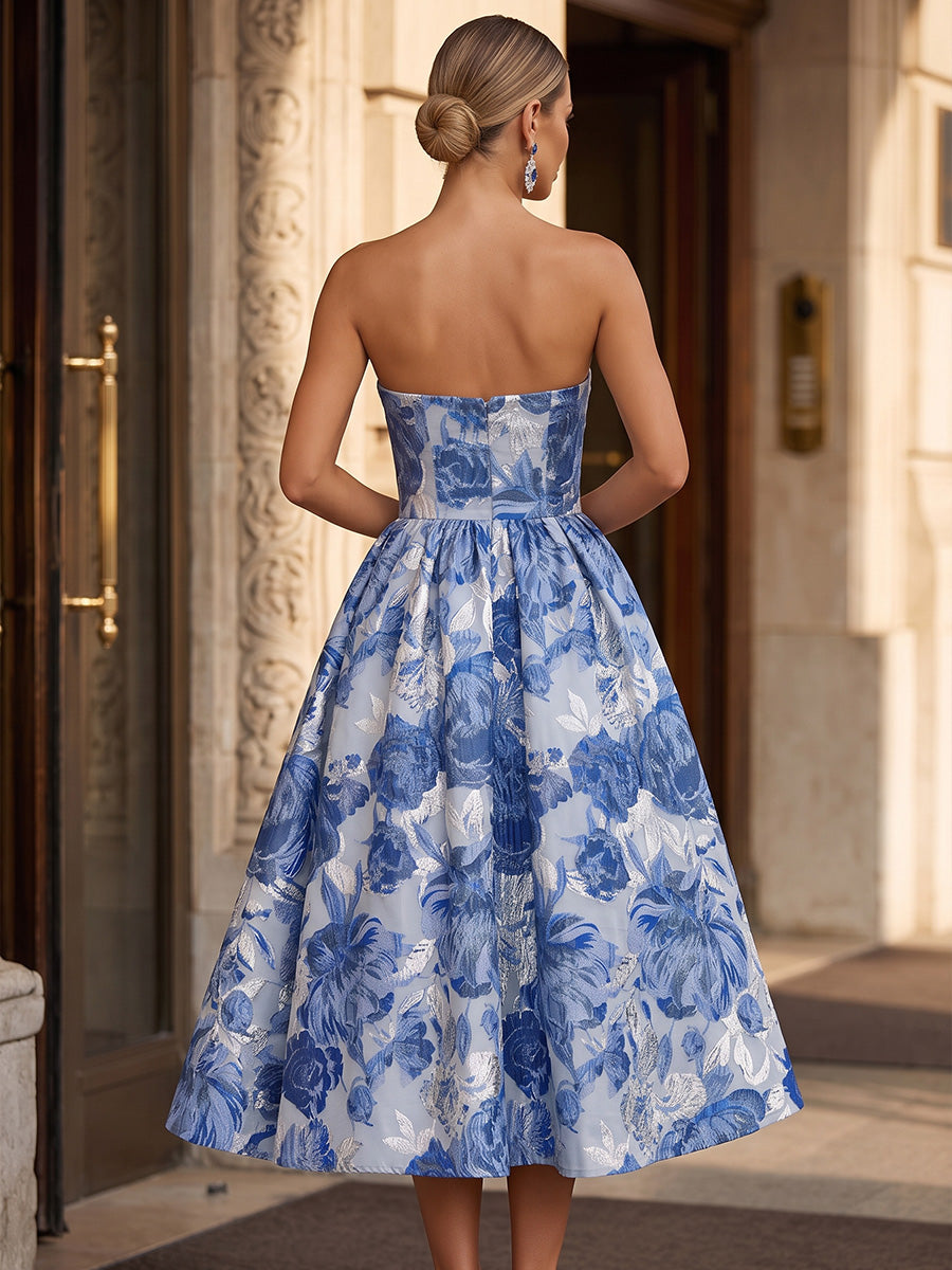 A-Line/Princess Strapless Jacquard Tea-Length Cocktail Dresses with Pleats
