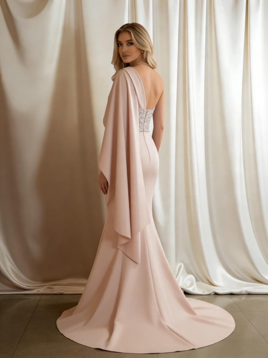 Elegant Mermaid One Shoulder Floor-Length Evening Dresses with Cape
