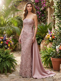 Sheath Lace Appliques Strapless Maxi Evening Dresses with Satin Sweep Train