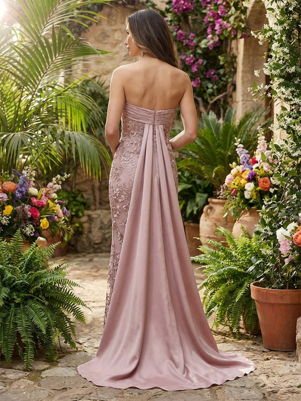 Sheath Lace Appliques Strapless Maxi Evening Dresses with Satin Sweep Train