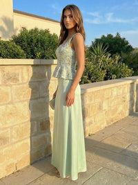 Sheath Spaghetti Straps Square Neck Tulle Satin Ruffles Floral Floor-Length Evening Dresses