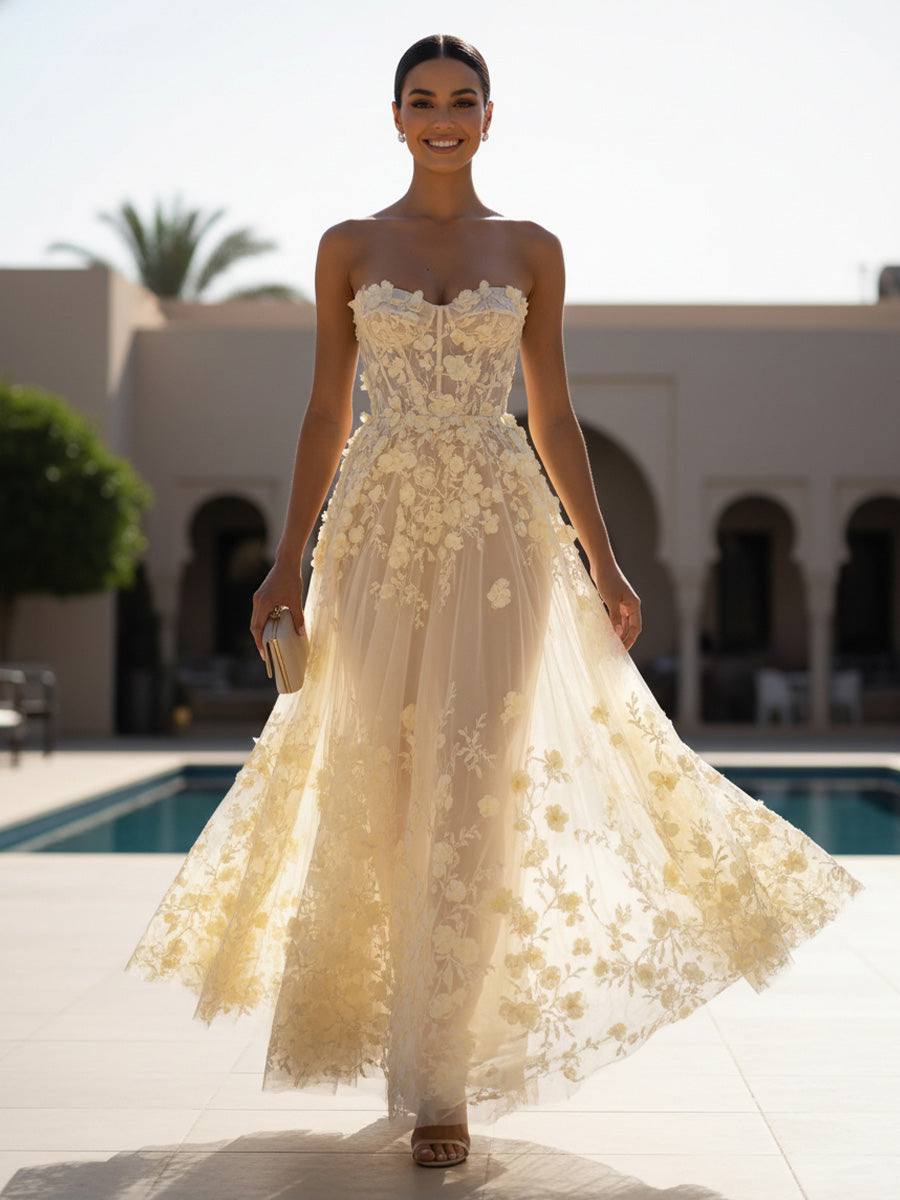 Elegant A-Line Strapless Lace Appliques Evening Dresses for Women