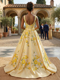 Elegant A-Line Square Neck Floor-Length Evening Dresses with Floral Embroidery