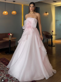 Tulle A-Line/Princess Strapless Floor-Length Evening Dresses with Ruffles