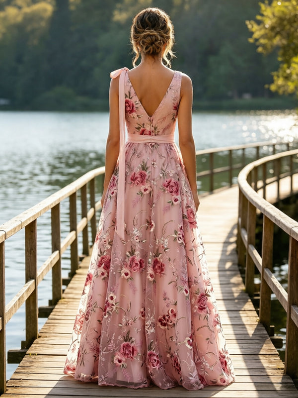 Lace A-Line/Princess V-Neck Floor-Length Evening Dresses with Floral Embroidery
