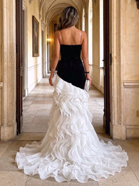 Mermaid/Trumpet Strapless Velvet Maxi Mother of the Bride & Groom Dresses with Tiered Layers & Ruffles