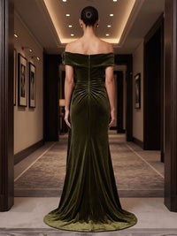 Sheath/Column Off Shoulder Velvet Maxi Evening Dresses with 3D Flowers & Ruched Waist