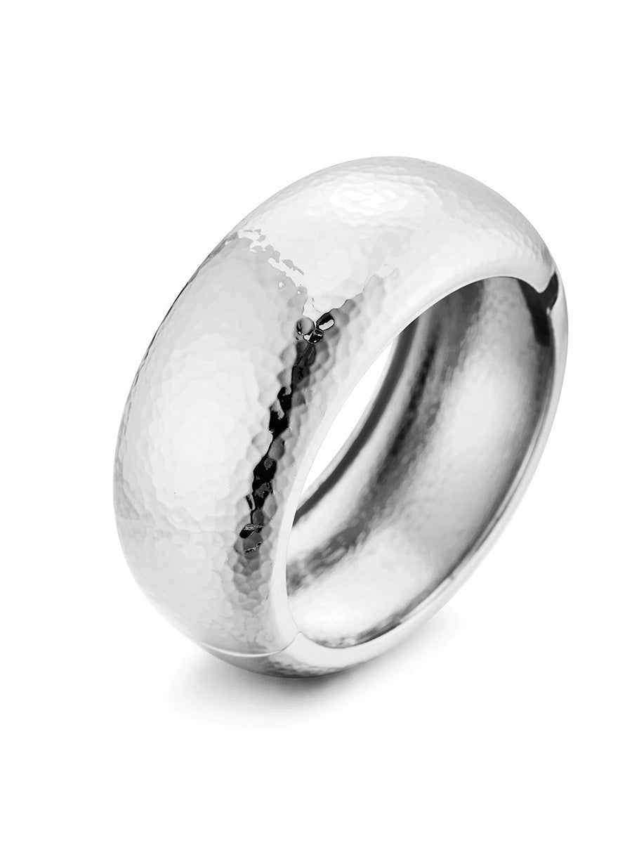 Round Luxurious Wide Band Hammered Gold Bracelet