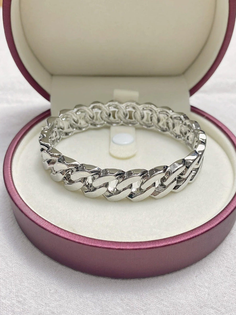 Round Luxurious Wide Band Hammered Gold Bracelet