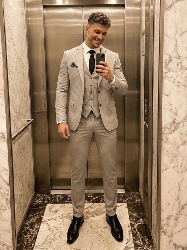 Men's 3 Pieces Tailored Fit Single Breasted Two-Buttons Notched Lapel Wedding Suits