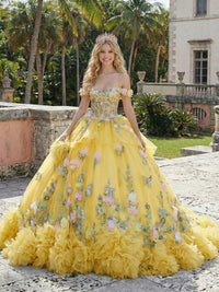 Luxury Tulles Quinceanera Dress Cold Shoulder Corset Ball Gowns for Photoshoot