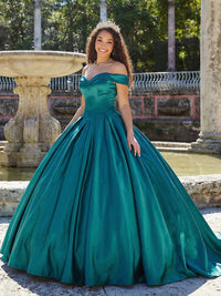 Satin Quinceanera Dress Cold Shoulder Ball Gowns for Photoshoot for Princess Sweet 15