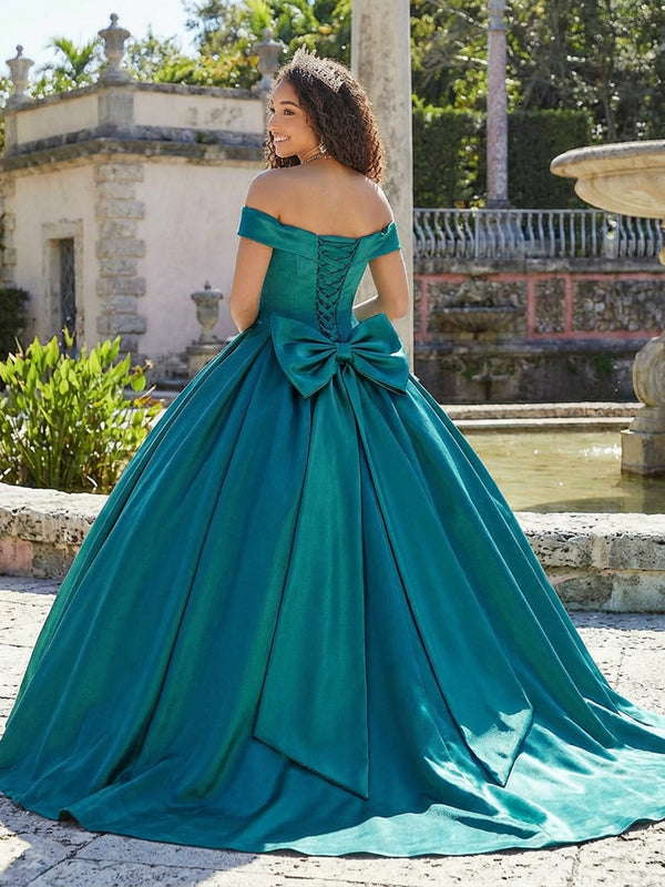 Satin Quinceanera Dress Cold Shoulder Ball Gowns for Photoshoot for Princess Sweet 15