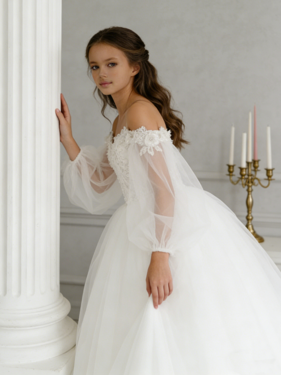 Off the Shoulder Tulle Flower Girl Gown Lace Puff Sleeves Back Bow for Wedding Formal Events