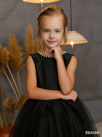 Elegant Flower Girl Dress Sleeveless A Line Formal Gown with Pearl Accents and Bow Detail for Weddings Parties Pageants and Special Occasions