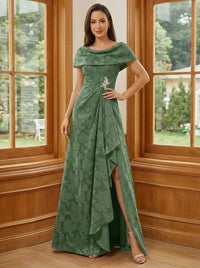 Floral Print Round Neck A Line Lace Appliques Mother of the Bride Dresses with Slit