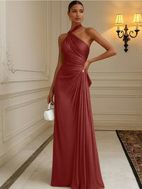 Satin Sheath/Column Halter Floor-Length Formal Dresses with Pleats