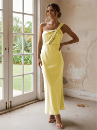 One Shoulder Pleated Satin Mermaid Bridesmaid Dresses